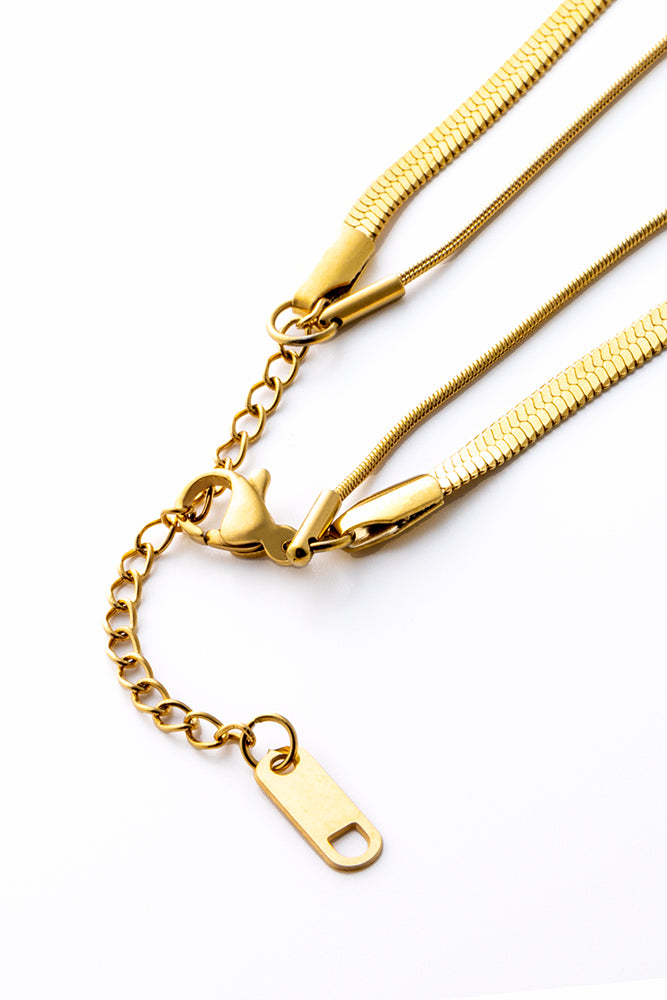 スネークダブルネックレス / ゴールド – BELE JAPAN スネークダブルネックレス / ゴールド – BELE JAPAN
